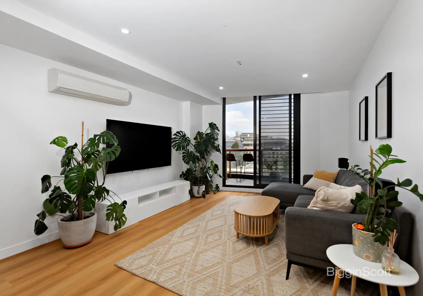 512/1 Acacia Place, Abbotsford, VIC, Abbotsford - Thumbnail 2