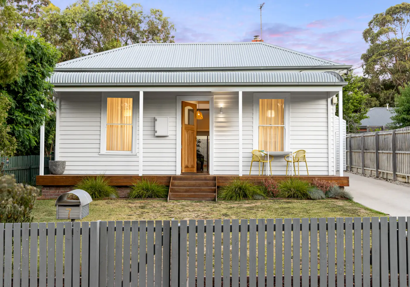 7 Peake Street, Golden Point, VIC, Golden Point - Thumbnail 2