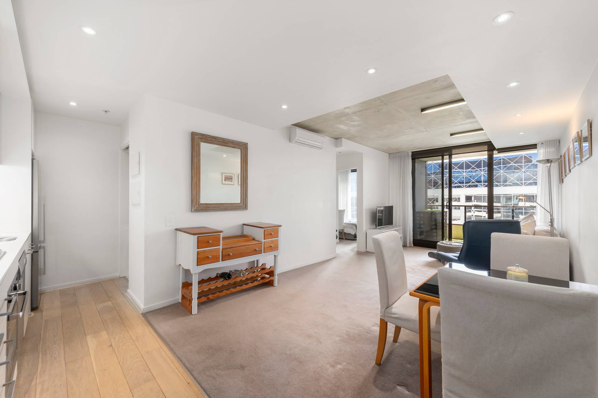 1414/568 St Kilda Road, Melbourne VIC 3004