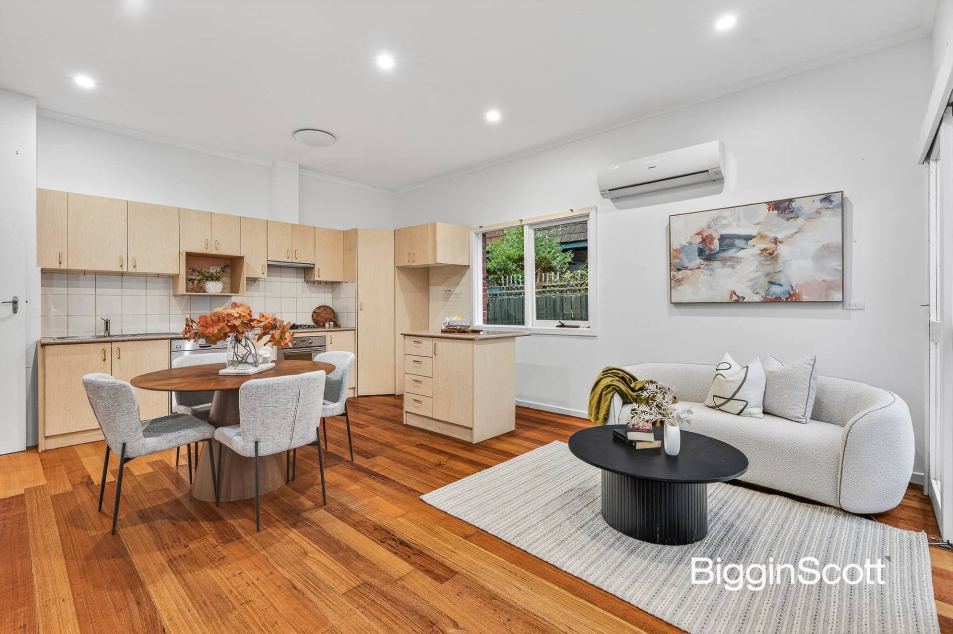 1/110 Blackburn Road, Glen Waverley - Image 1