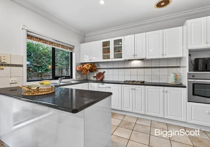 2/114 Blackburn Road, Glen Waverley, VIC, Glen Waverley - Thumbnail 6