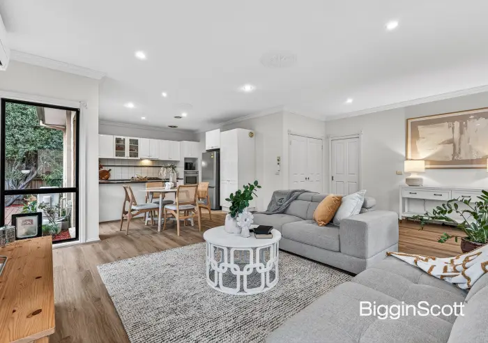 2/114 Blackburn Road, Glen Waverley, VIC, Glen Waverley - Thumbnail 4