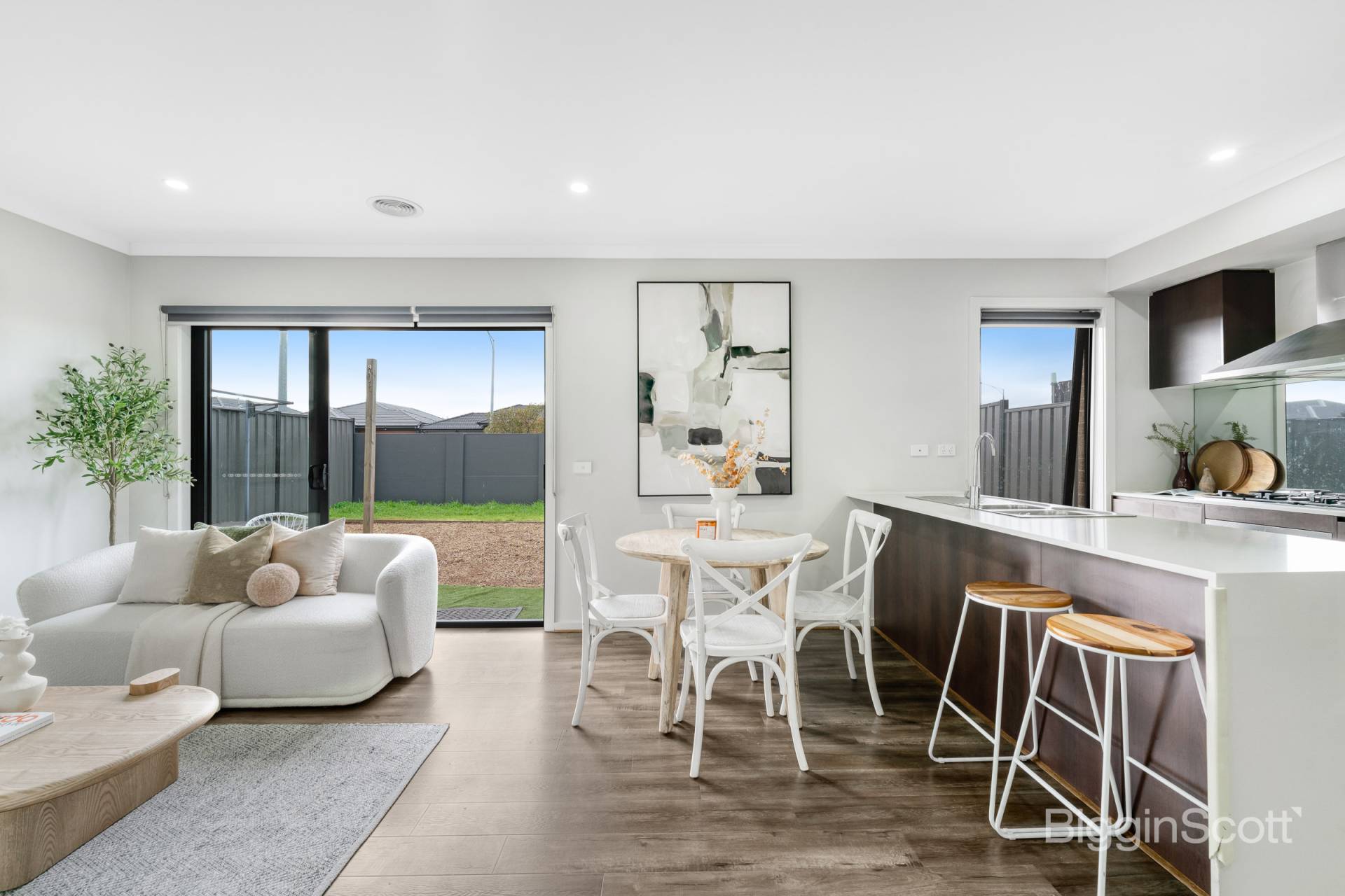 261 Highlander Drive, Craigieburn - Thumbnail 2