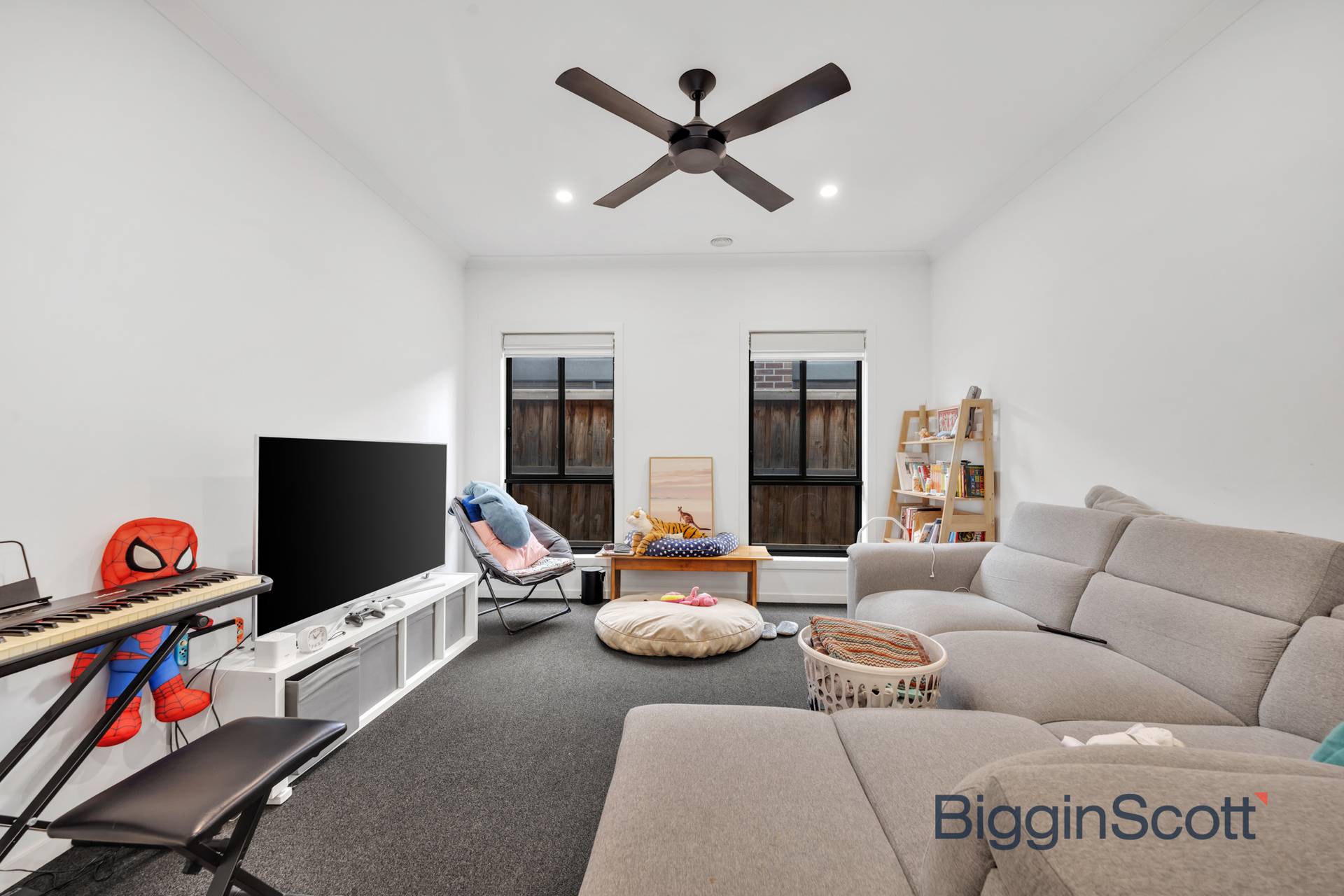 12 Bamburgh Street, Werribee - Thumbnail 5