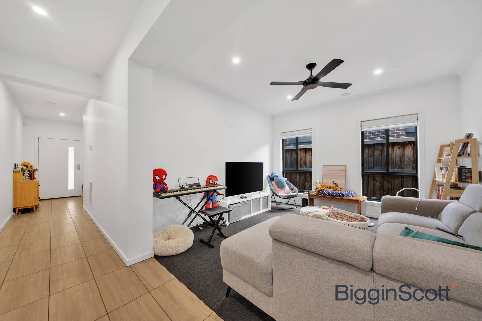 12 Bamburgh Street, Werribee - Thumbnail 4
