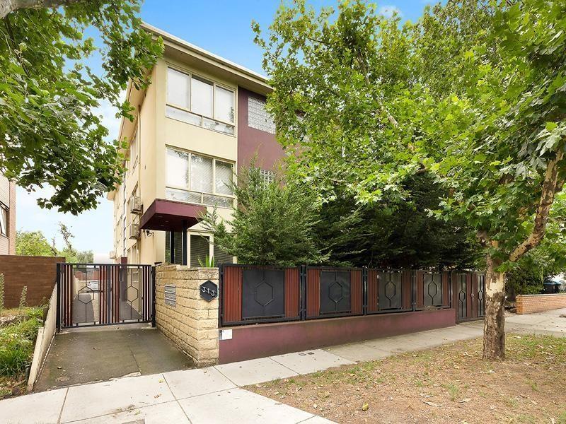 OPEN PLAN MODERN ONE BEDROOM APARTMENT!