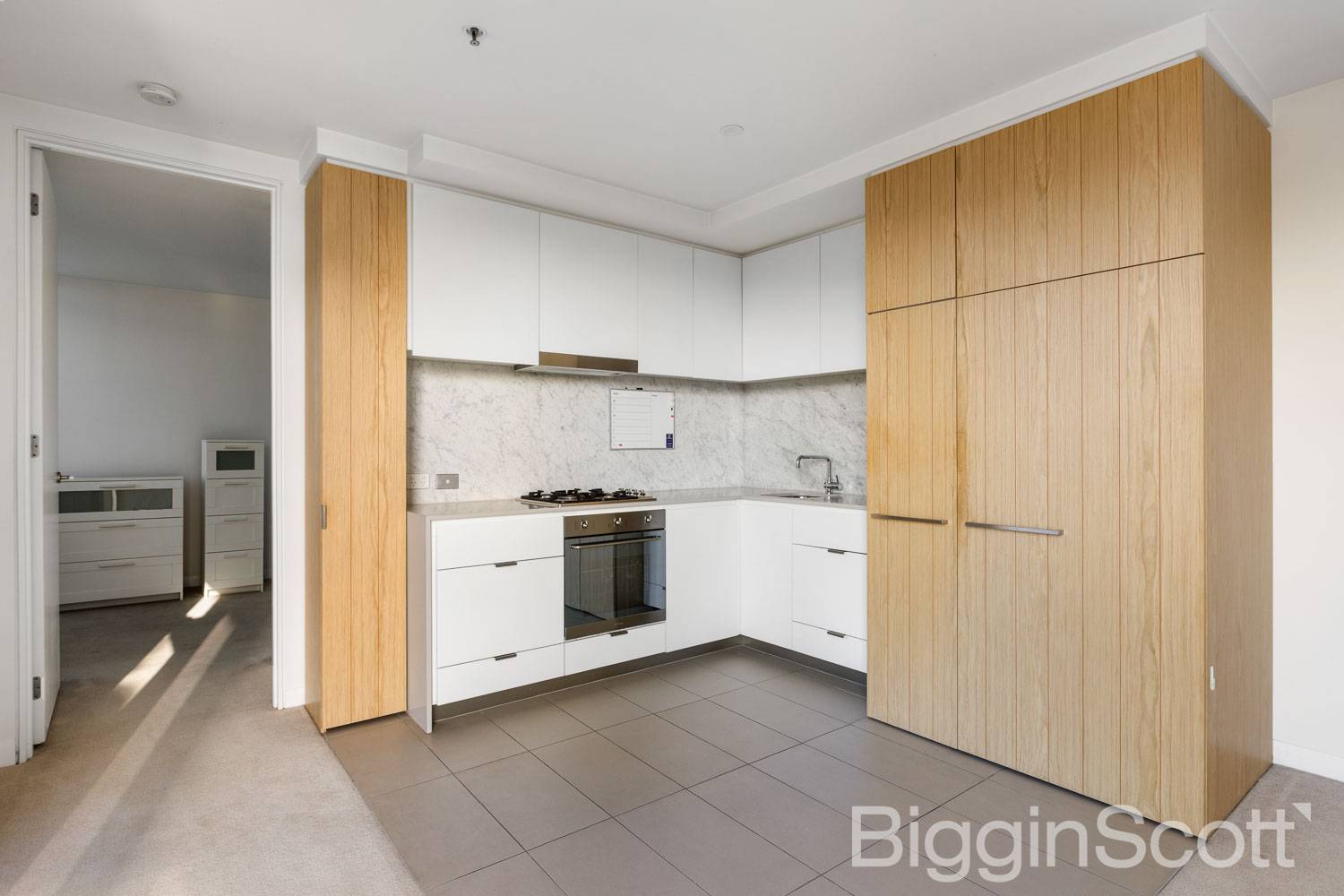 319/99 Dow Street, Port Melbourne - Thumbnail 5