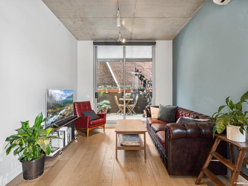 Furnished Apartment You Will Not Want To Leave!