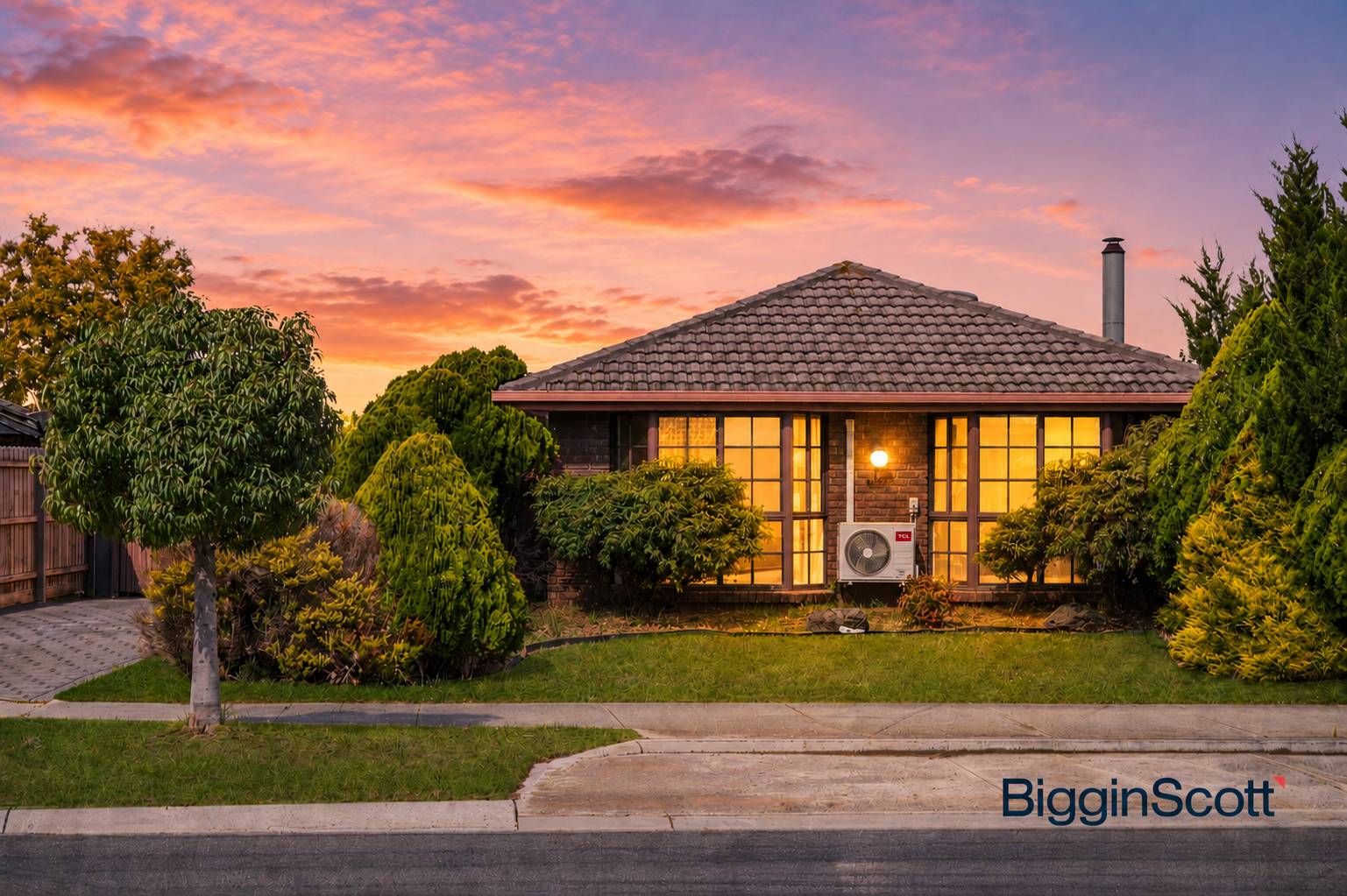 166 Rosella Avenue, Werribee - Image 1