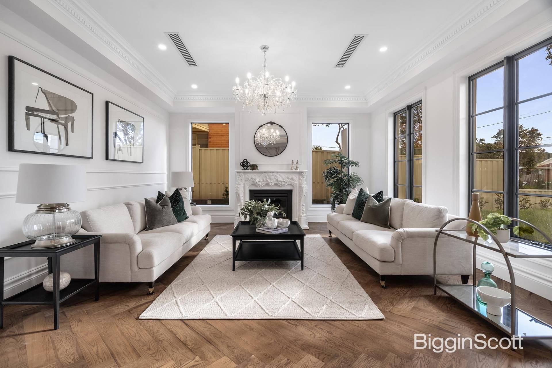 8 Clivejay Street, Glen Waverley - Thumbnail 2