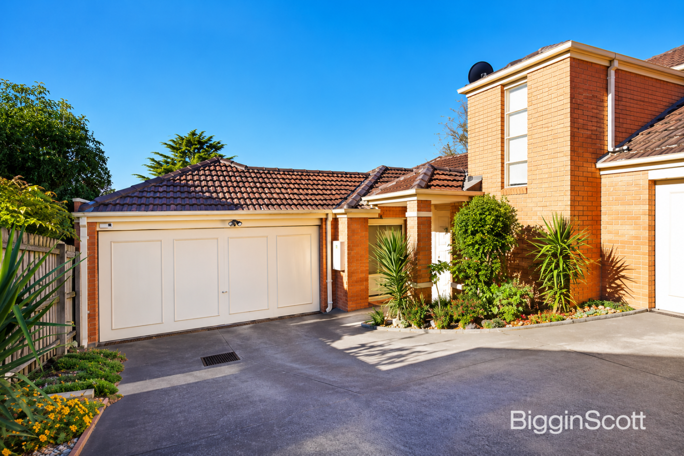 2/17 Townsend Street, Glen Waverley, VIC