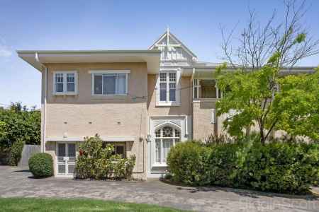 Mansion Grandeur, Oversized Living, Convenience and Seclusion
