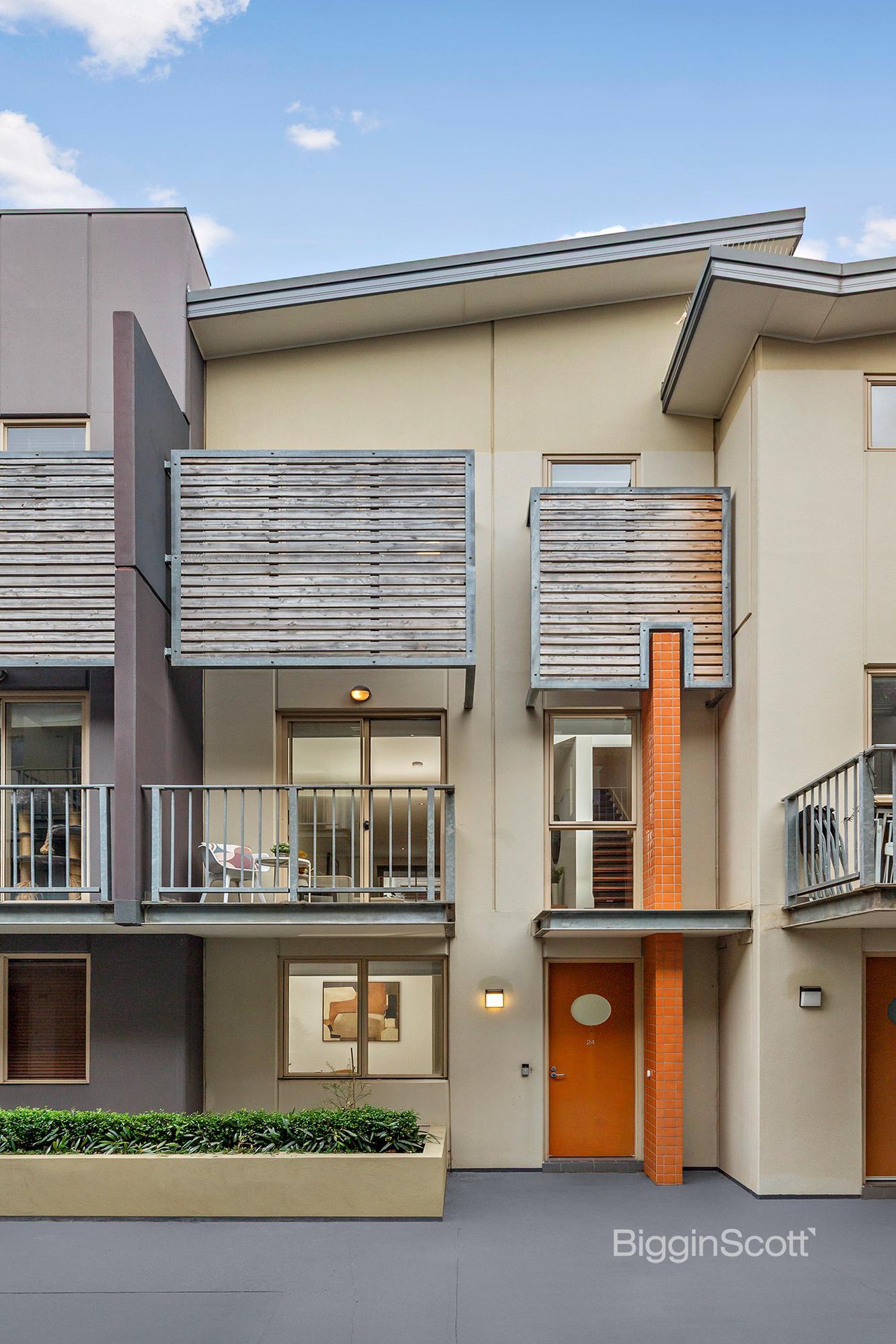24/84 Trenerry Crescent, Abbotsford, VIC