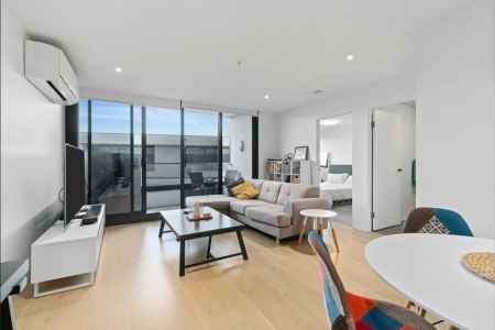 Luxury Living in the Prestigious STK Building