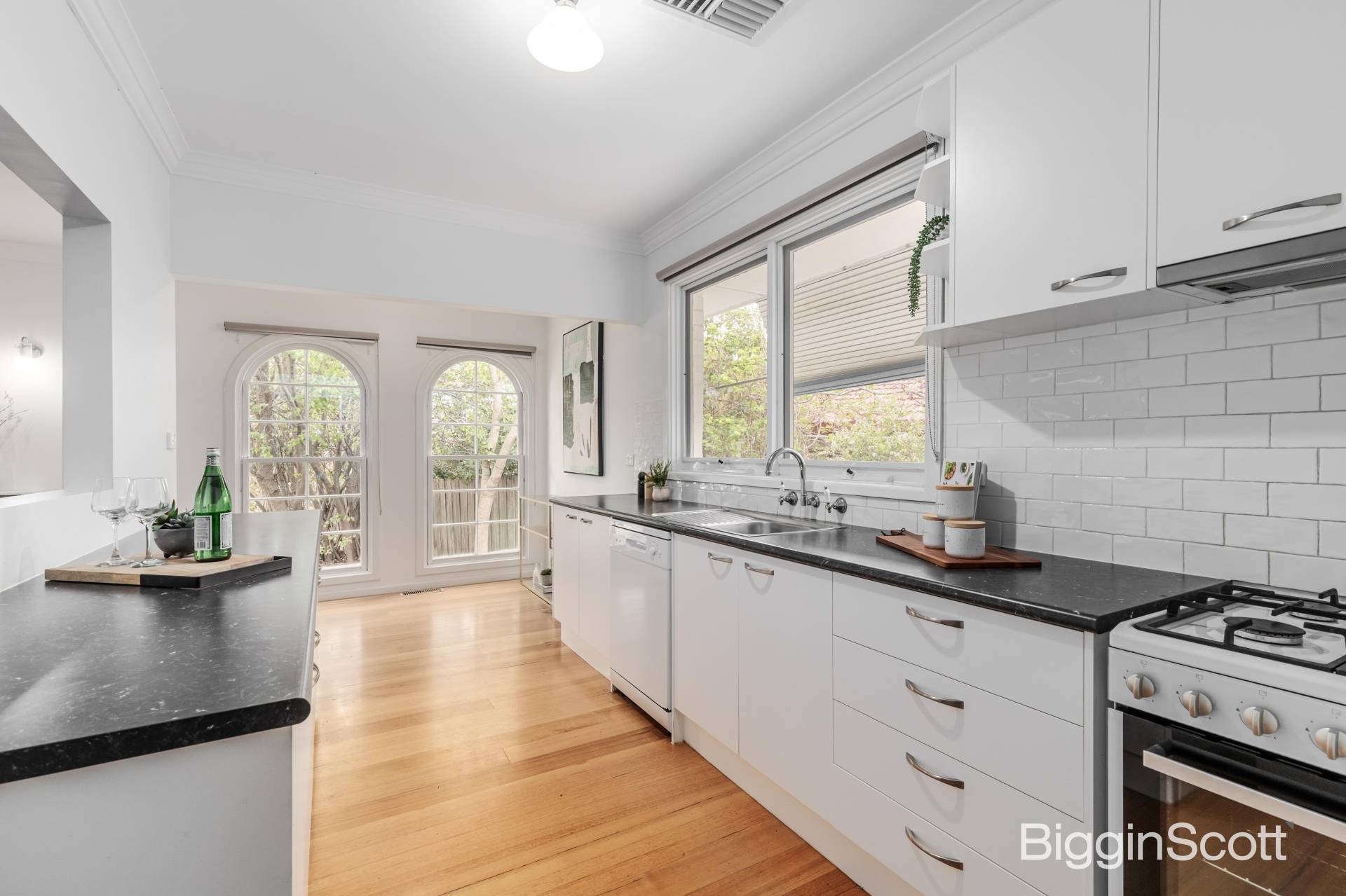 11 Kemp Avenue, Mount Waverley VIC 3149