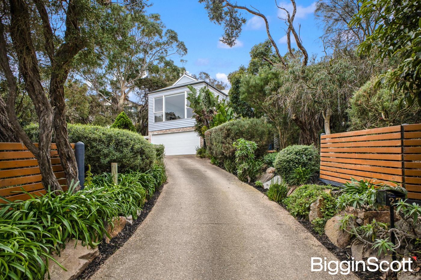 27 Fairbairn Avenue, Mount Martha, VIC