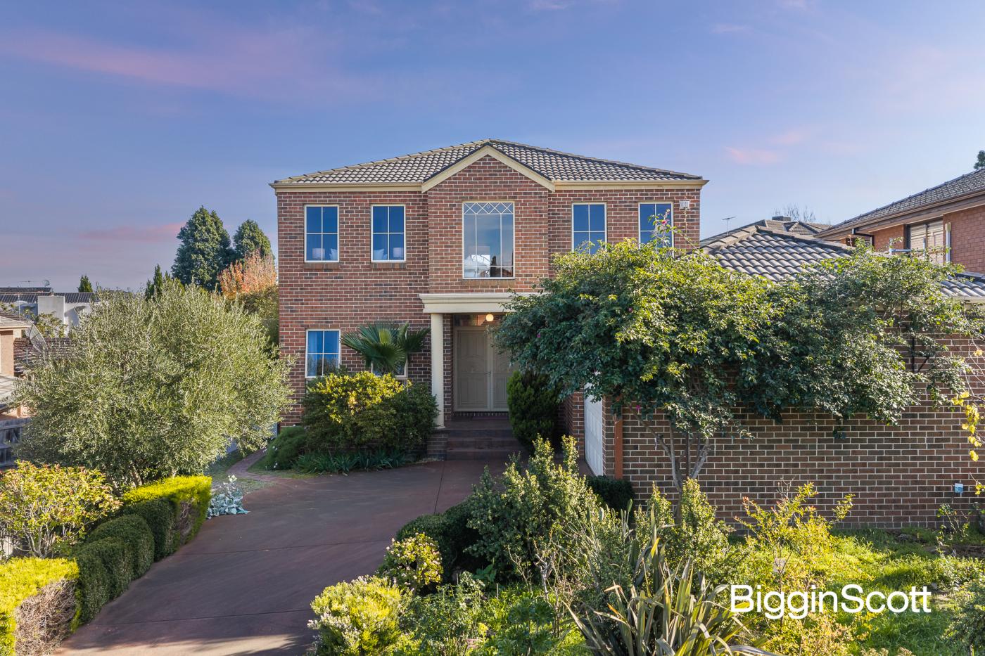 2 Wyuna Court, Wheelers Hill, VIC