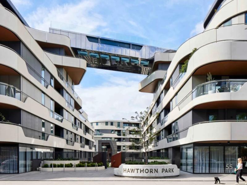 Luxury living in Award-Winning Hawthorn Park
