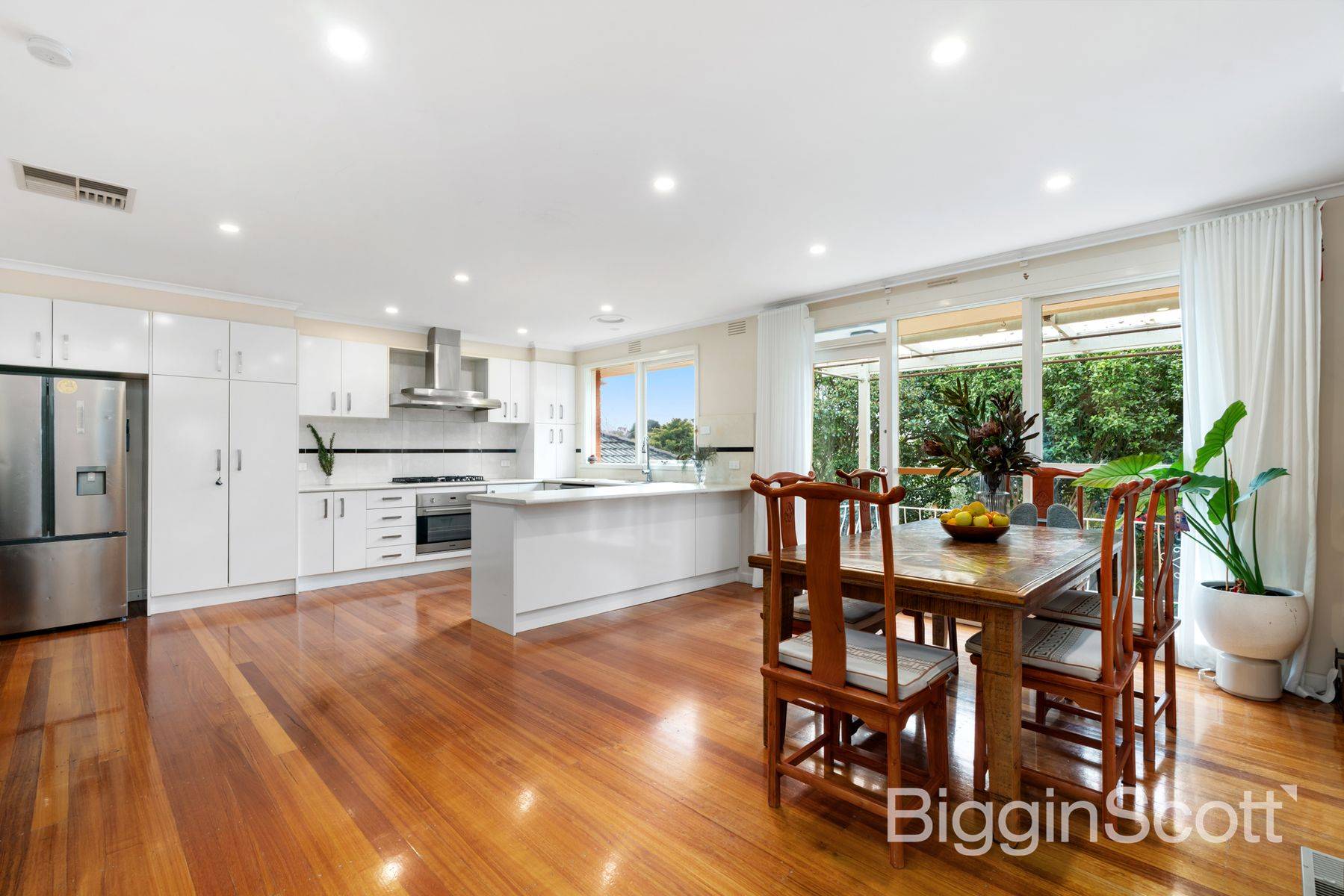 77 Council Street, Doncaster VIC 3108, Doncaster - Thumbnail 4
