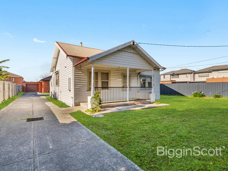 Walk to Everything Springvale Has to Offer