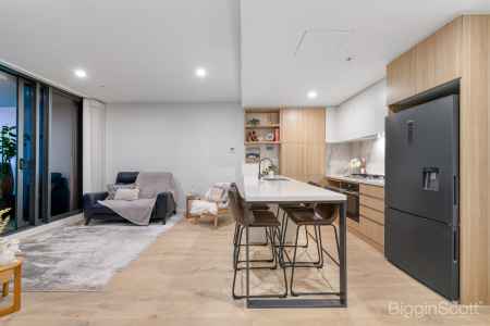Stylish Pad With Location To Match
