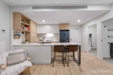 Stylish Pad With Location To Match