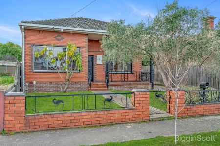 Freshly Renovated Home in a Prime Moonee Ponds Location