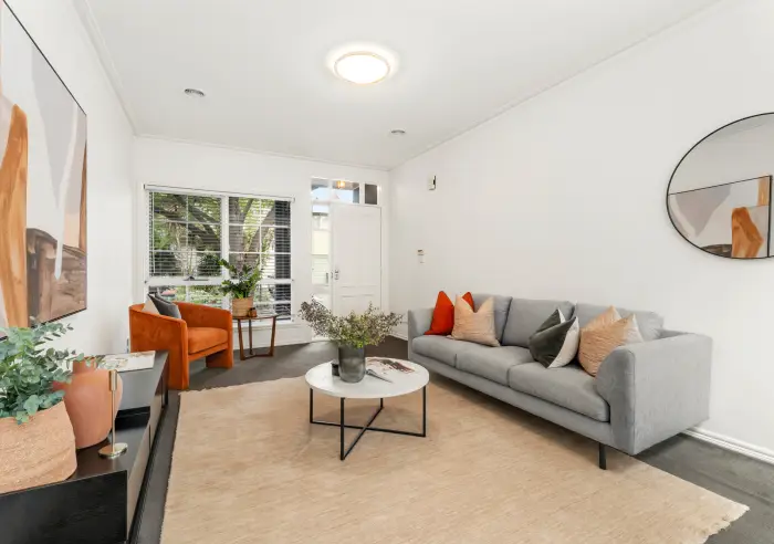 8 Atkinson Close, Windsor, VIC, Windsor - Thumbnail 3