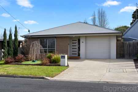 Neat as a Pin Quality Alfredton Home
