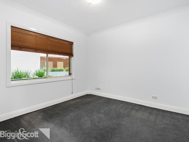 SPACIOUS ONE BEDROOM