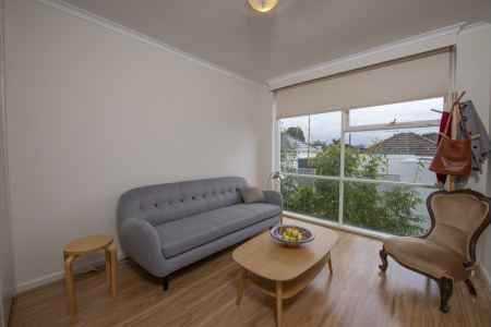 Spacious One-Bedroom Apartment in a Leafy St Kilda Setting