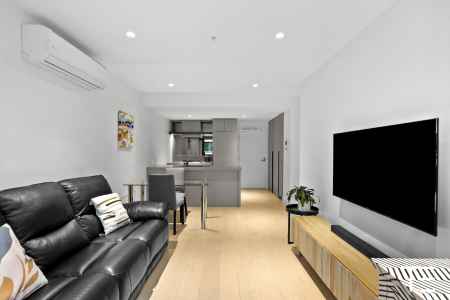 Space, Sophistication & Location- A Standout Hawthorn East Residence