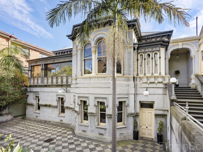 WoW- What a Victorian!