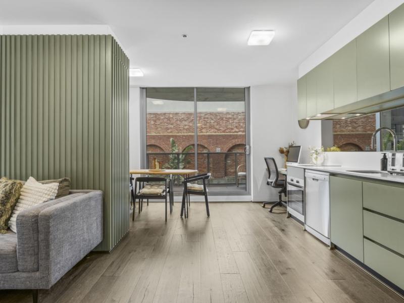 Stylish One-Bedroom Apartment in a Prime Location