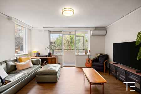 Spacious, Leafy Living in a Prime Hawthorn East Setting