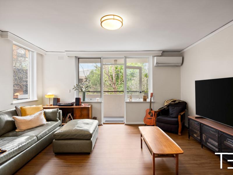 Spacious, Leafy Living in a Prime Hawthorn East Setting