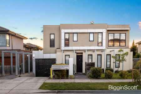 Modern Luxury in a Lifestyle Location