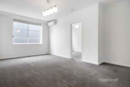 SPACIOUS ONE BEDROOM APARTMENT IN BOUTIQUE BLOCK!
