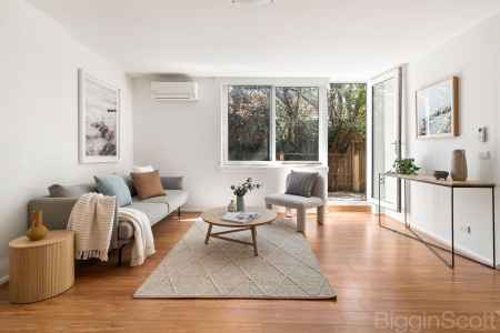 Elevated Living, Elsternwick Style