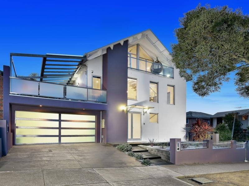 Stylish And Contemporary Living