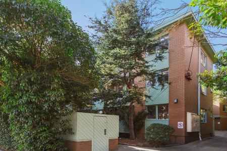 Light-Filled Living in a Prime Hawthorn East Location