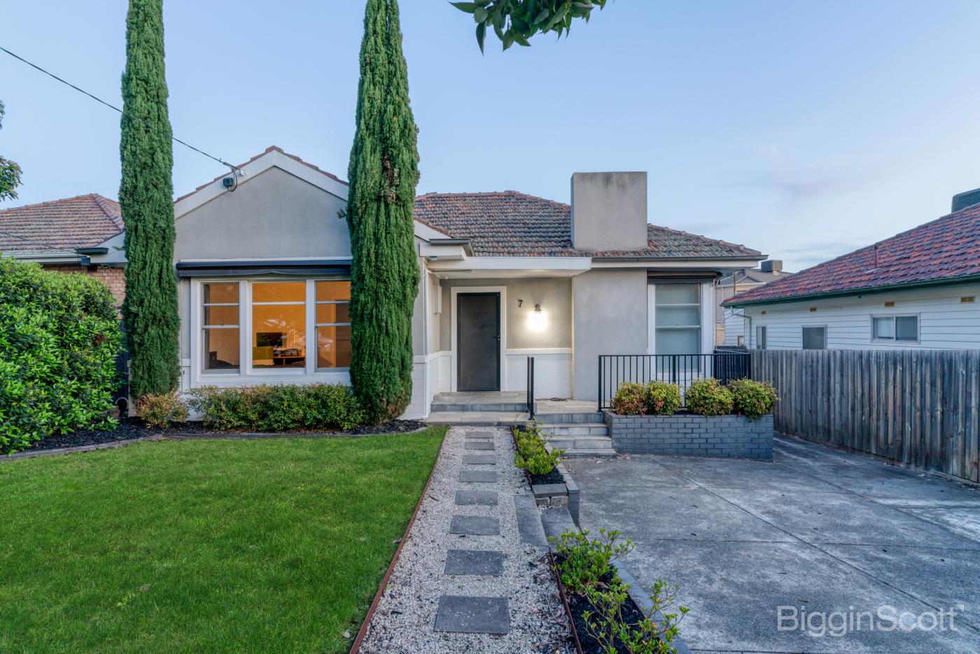 7 Thistle Street, Pascoe Vale South - Image 1