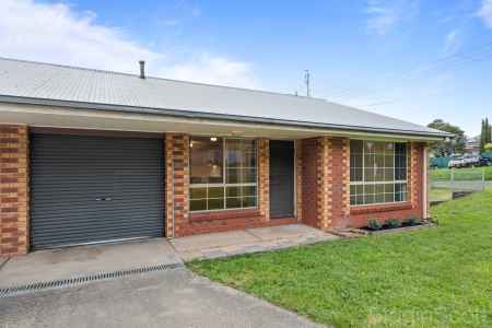 Low-Maintenance Living in a Convenient Daylesford Location
