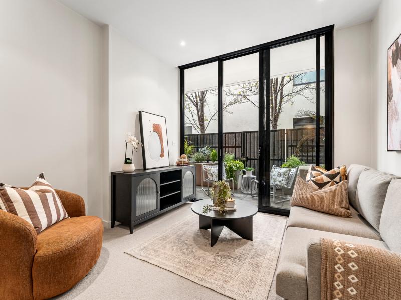 Spacious Courtyard in Prime Prahran Position 