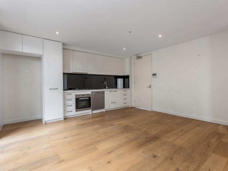 Modern Two-Bedroom Apartment in Prime Location