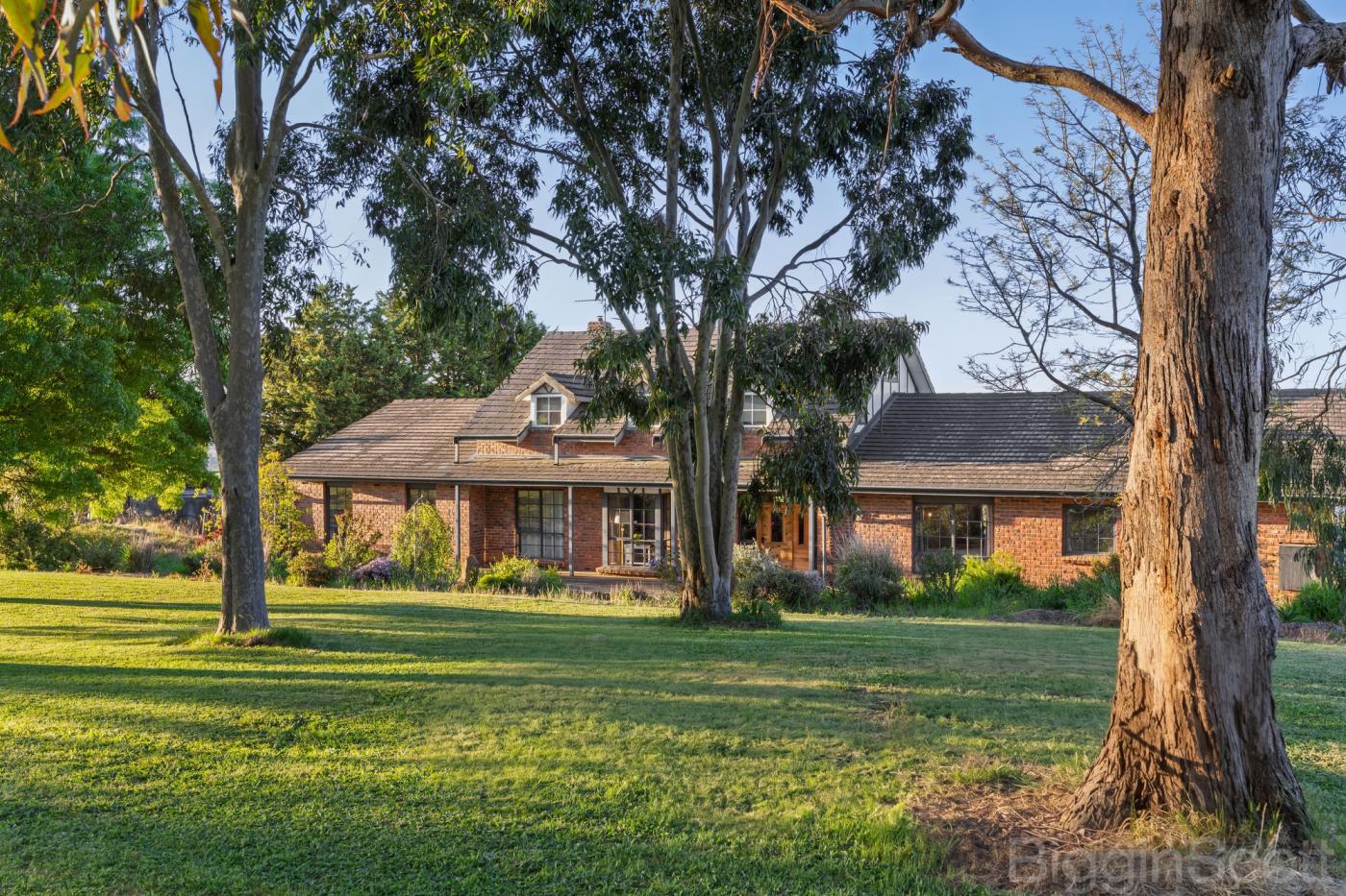 320 Kangaroo Hills Road, Blampied - Image 1