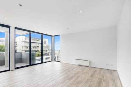 Modern Living in the Heart of Port Melbourne