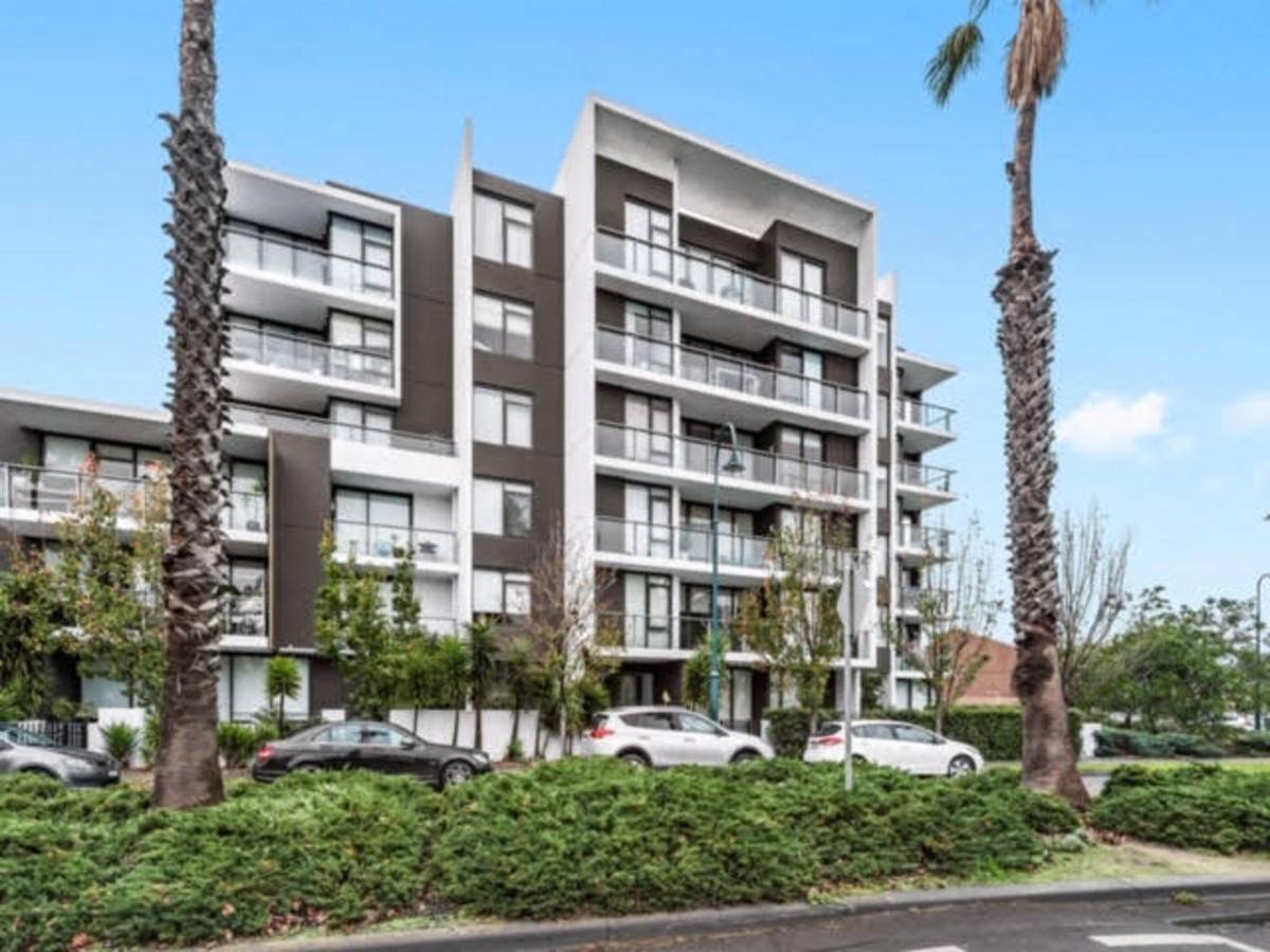 302/159 Beach Street, Port Melbourne VIC 3207