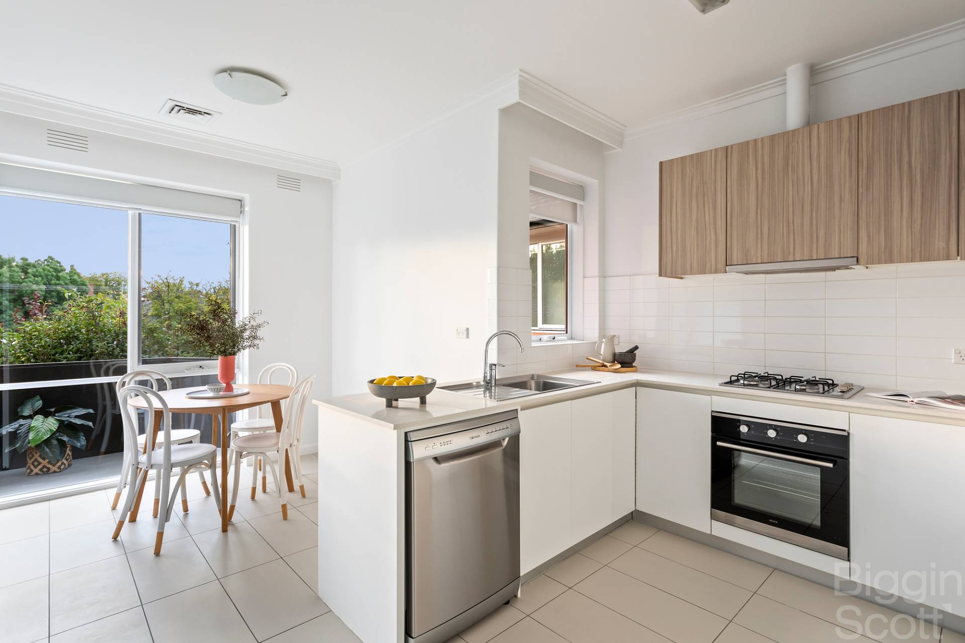 5/30 Allison Road, Elsternwick VIC 3185, Elsternwick - Thumbnail 2
