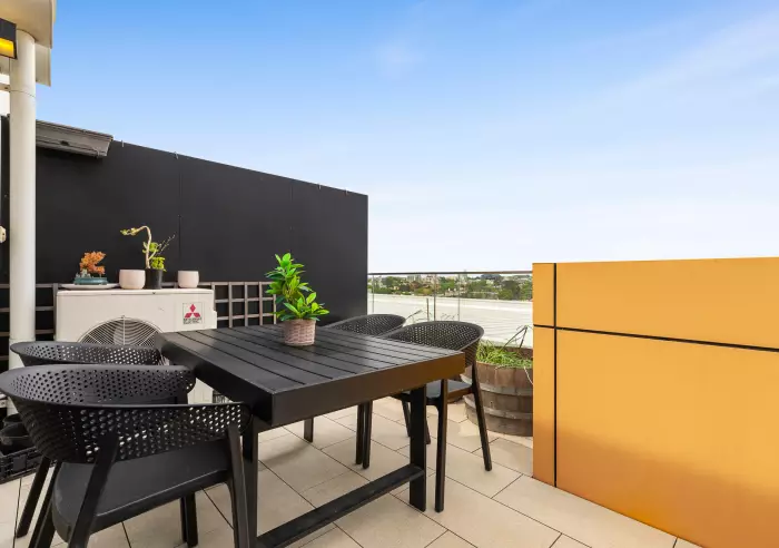 601/35 Simmons Street, South Yarra, VIC, South Yarra - Thumbnail 3